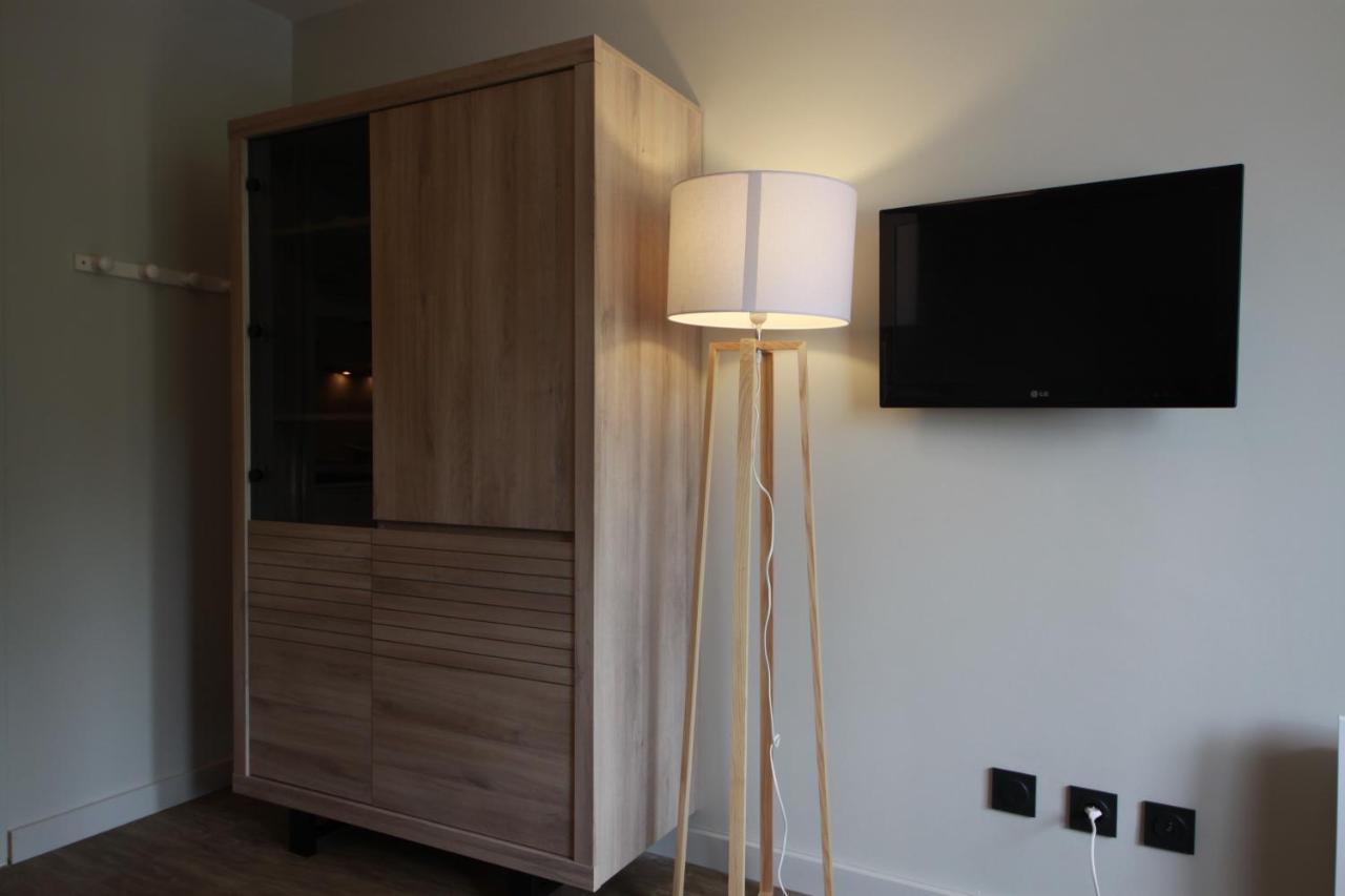 Archipel Accueil International - Studio Bois Des Coqs แซ็งต์-ชาเฟรย์ ภายนอก รูปภาพ